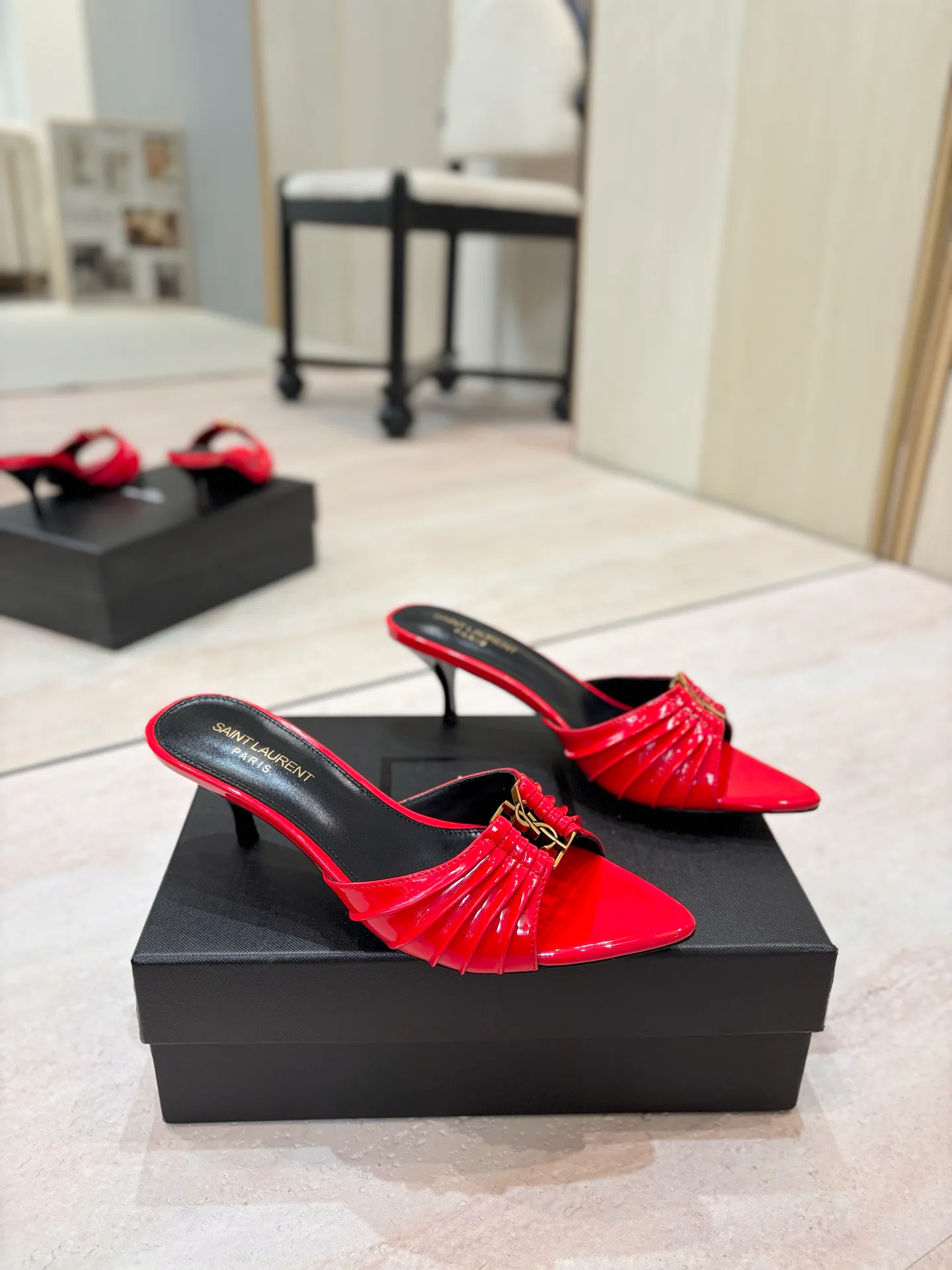 Women's Mules And Clogs SAINT LAURENT 17476079