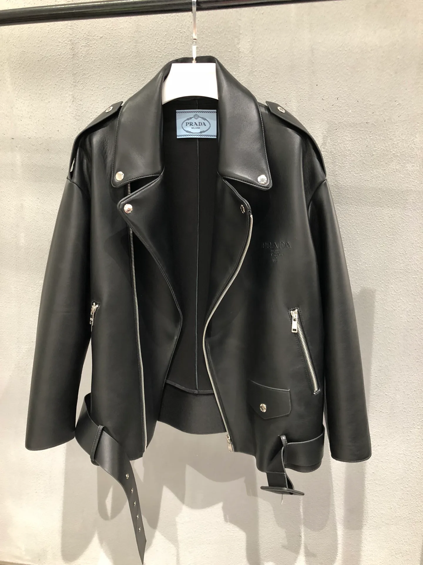 Women's Leather Jackets And Sheepskin Coats PRADA 18090499