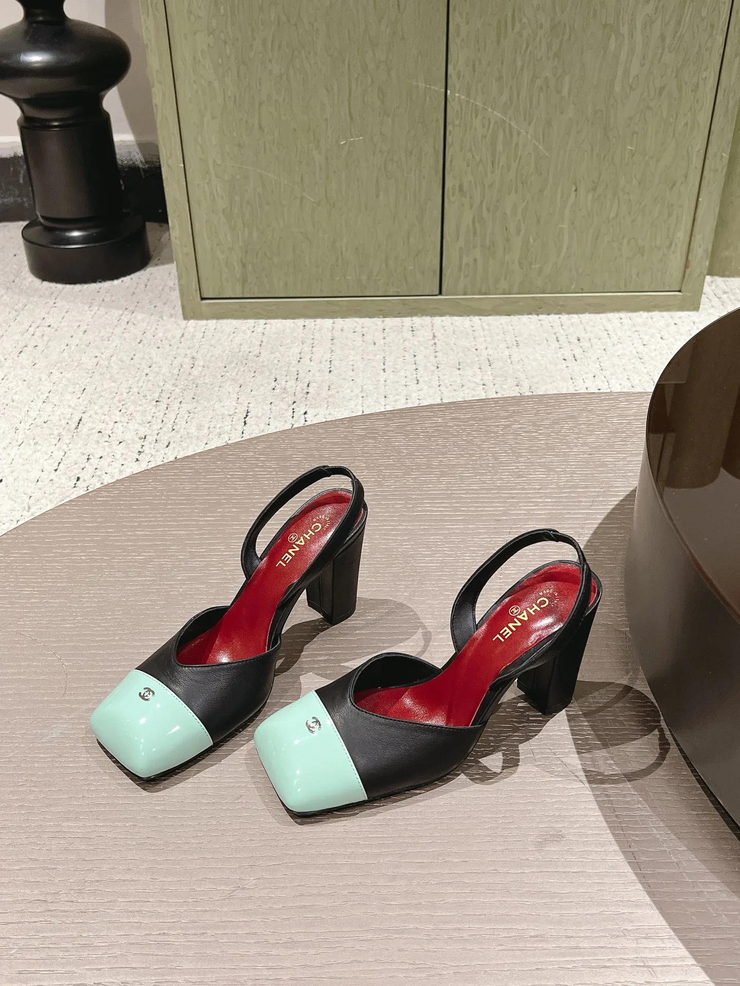 Women's Open-Toe Sandals CHANEL 18508988