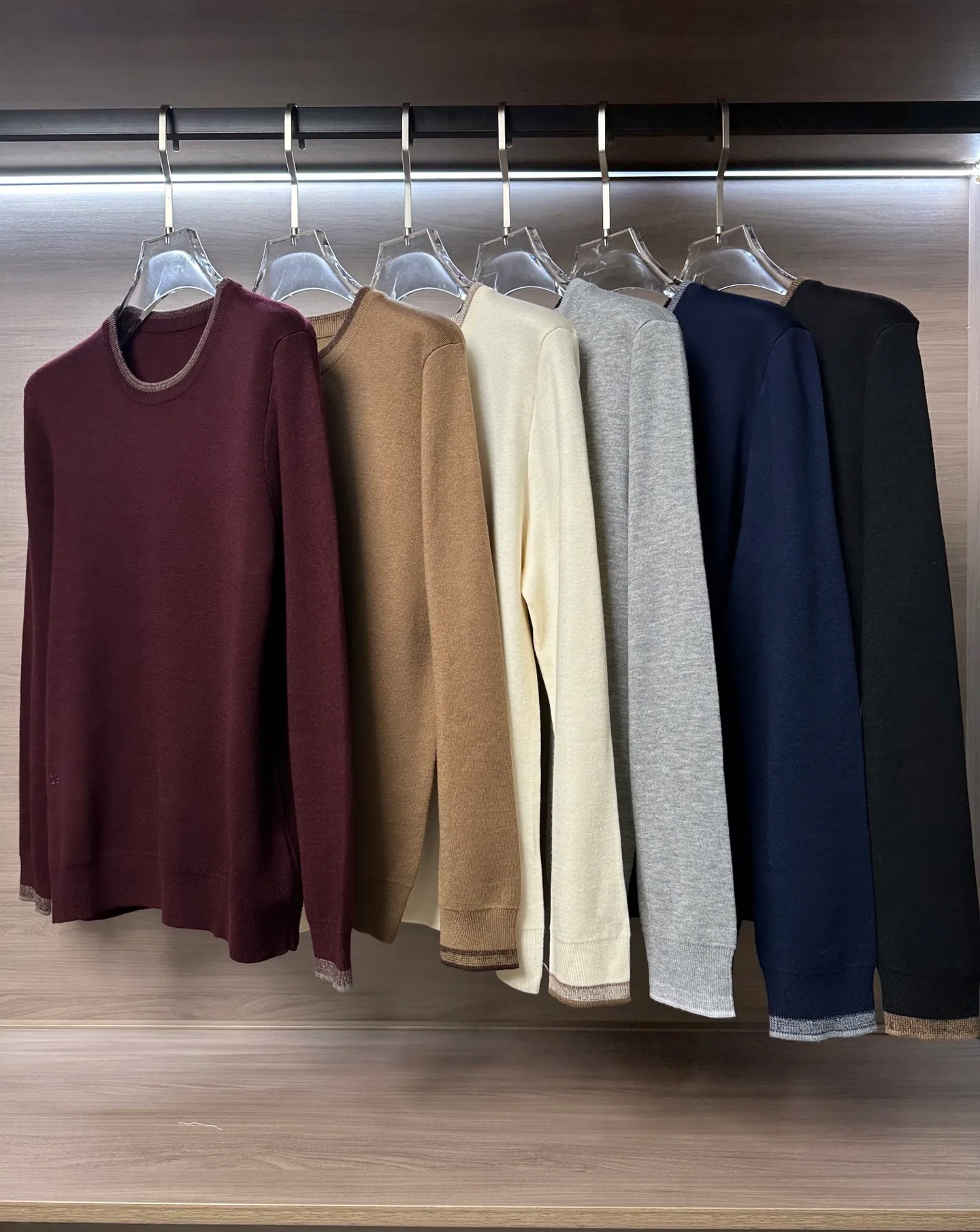 Men's Jumpers And Sweaters LORO PIANA 18098020