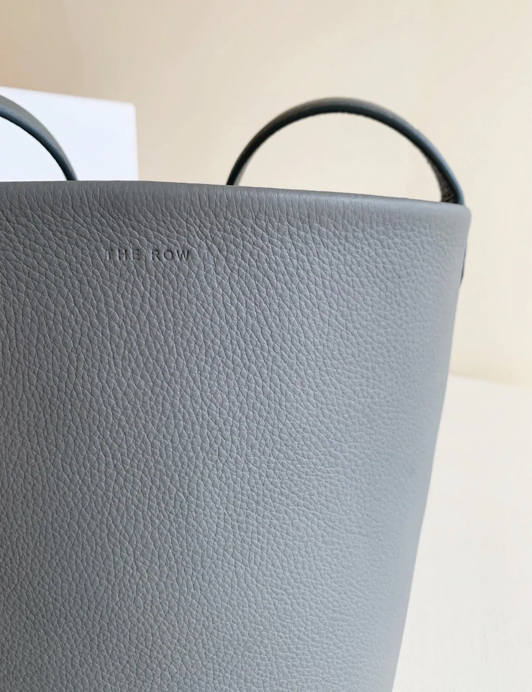 Women's Classic Handbags THE ROW 18070666