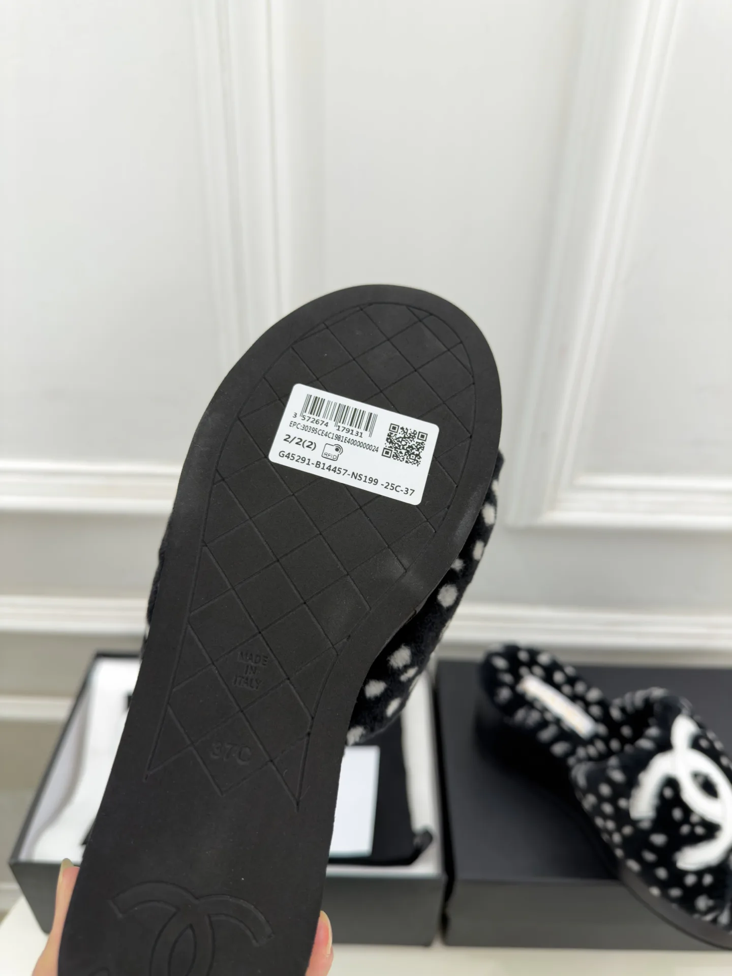Women's Slippers CHANEL 18346891