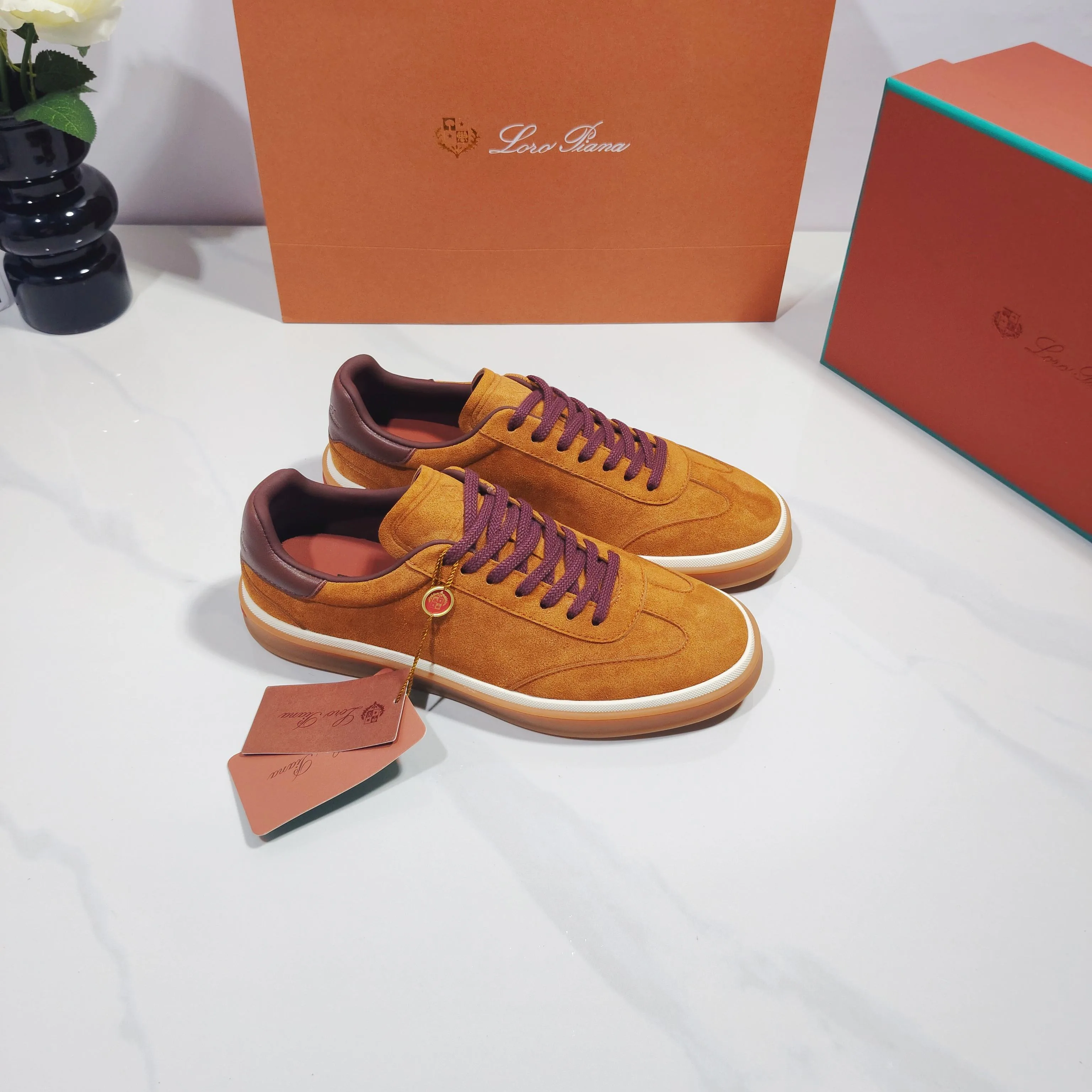 Women's Sneakers LORO PIANA 17961932