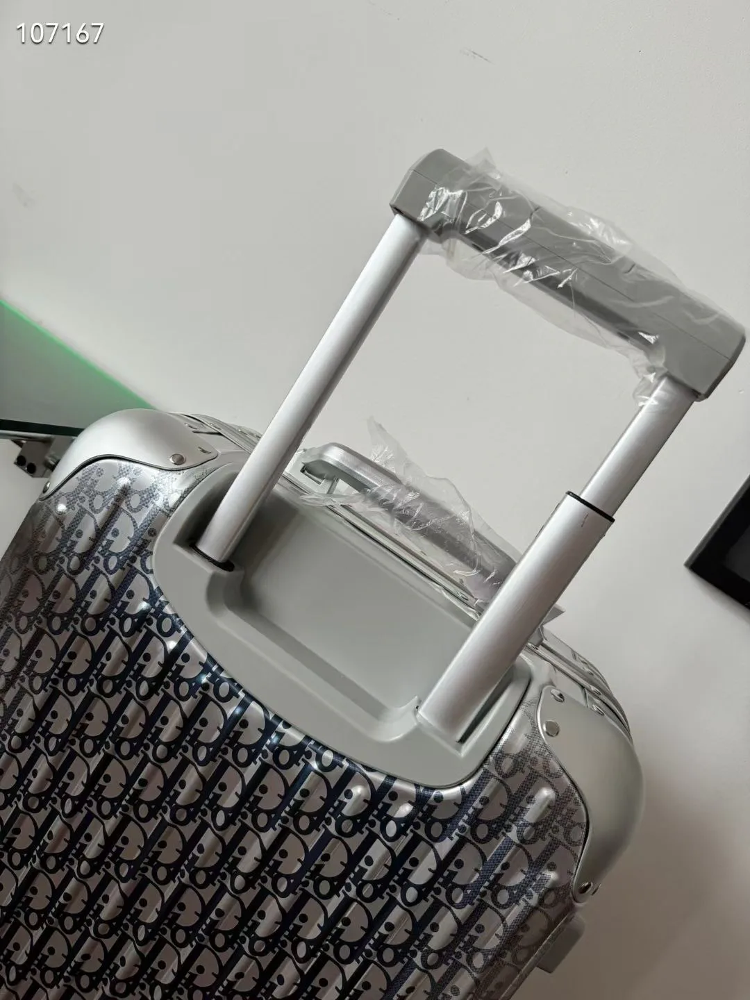 Чемоданы Rimowa 18589243