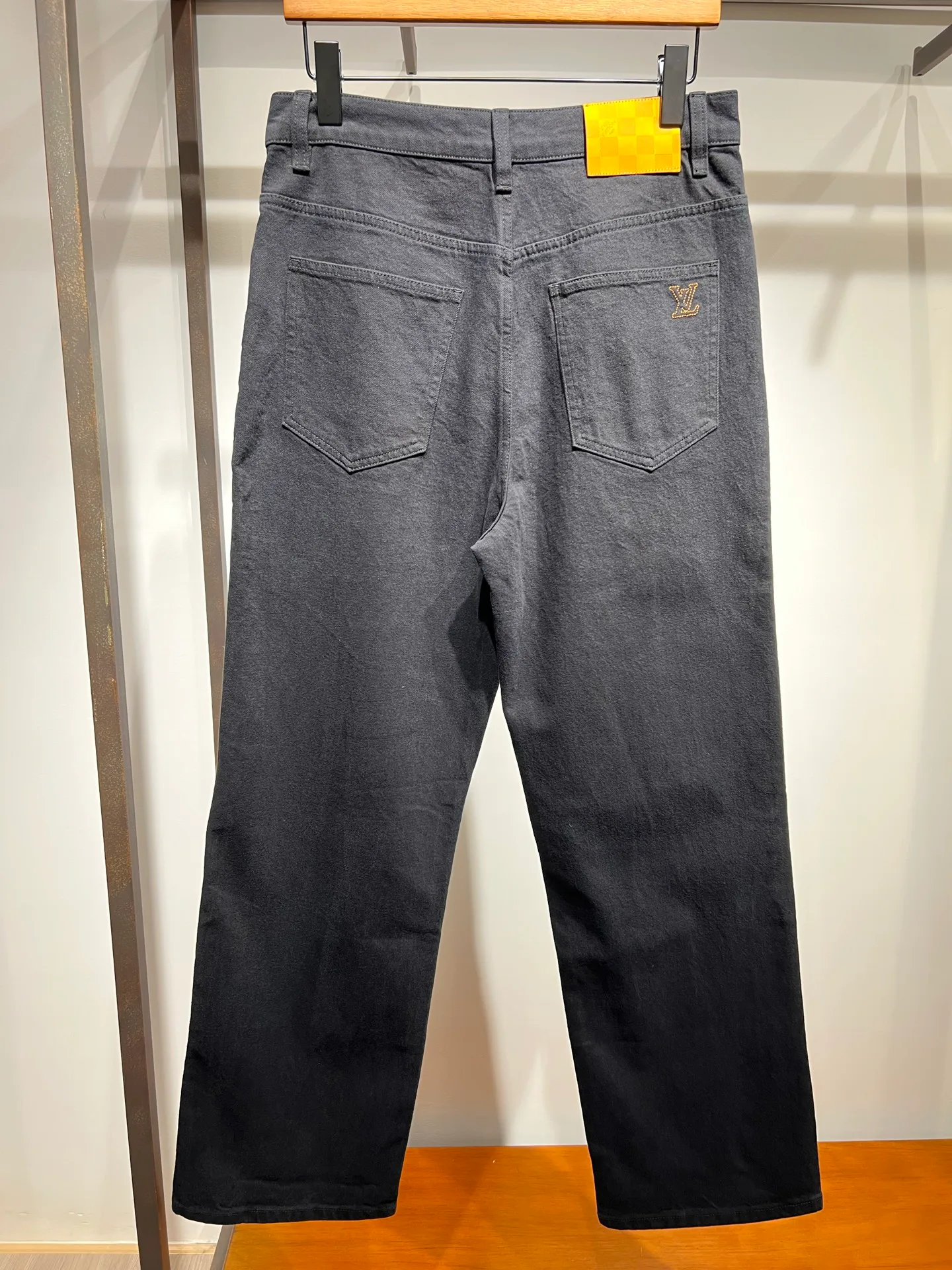Men's Jeans LOUIS VUITTON 18084630