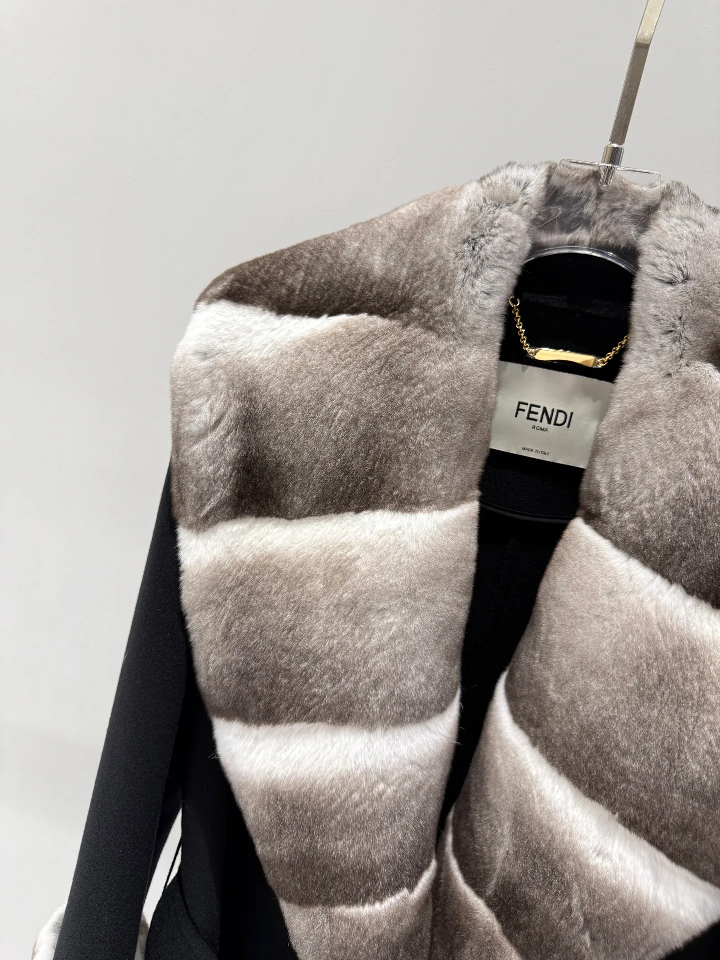 Women's Coats FENDI 17933233