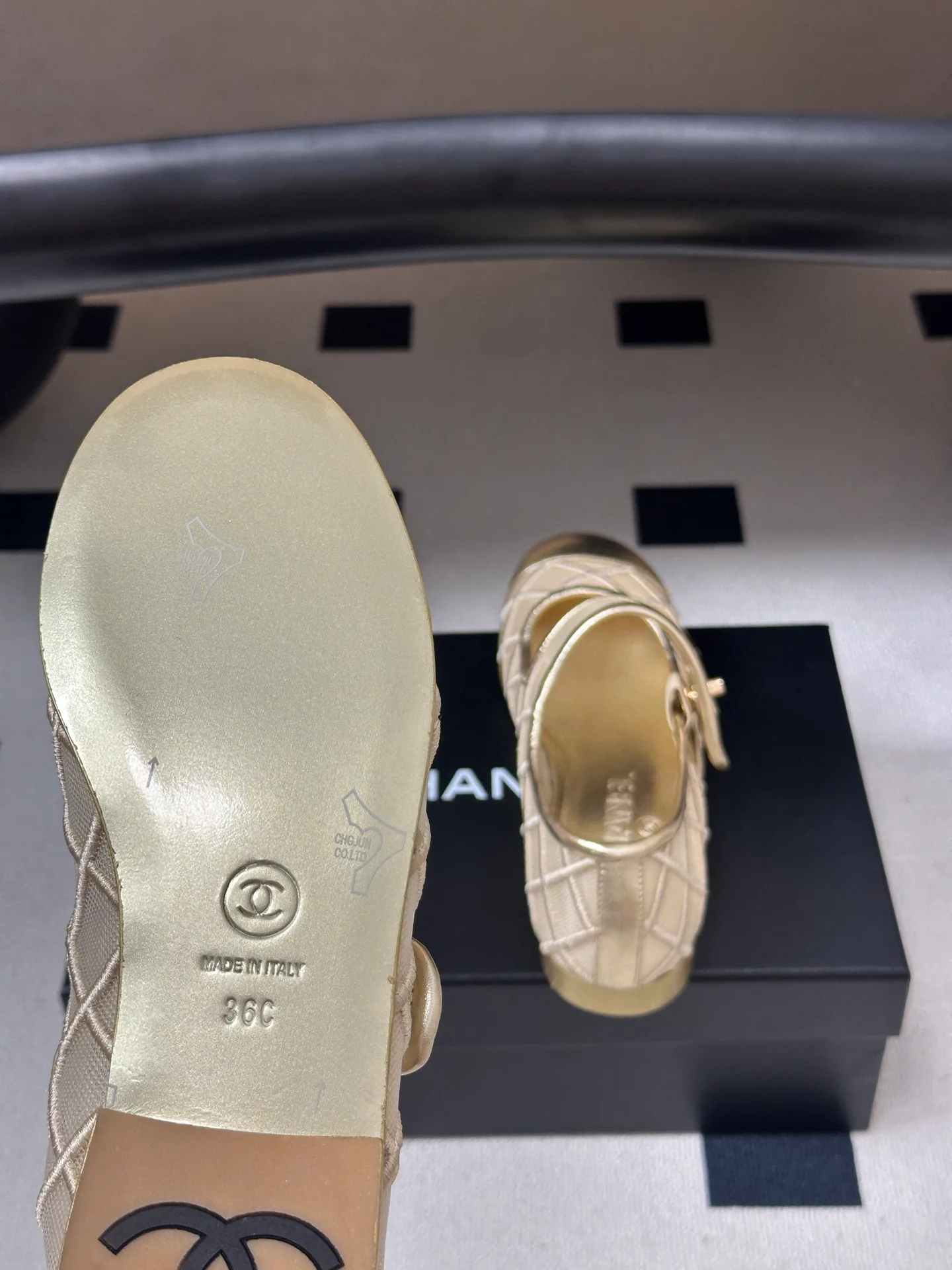 Women's Ballet Flats CHANEL 17089432