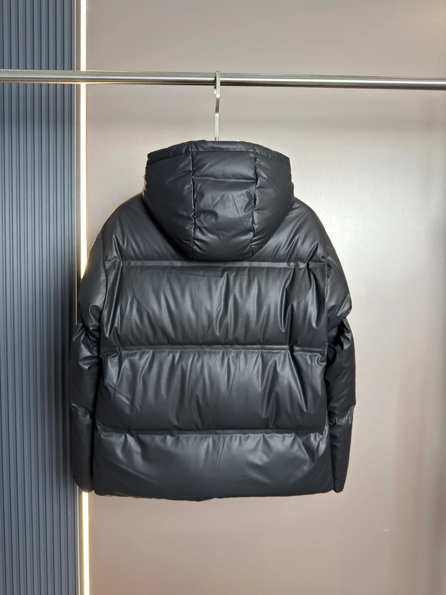 Women's Jackets And Down Jackets BURBERRY 17915382
