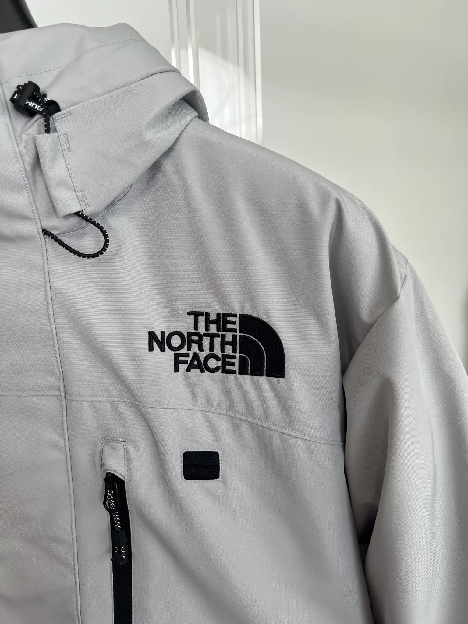 Men's Jackets And Down Jackets THE NORTH FACE 18416017