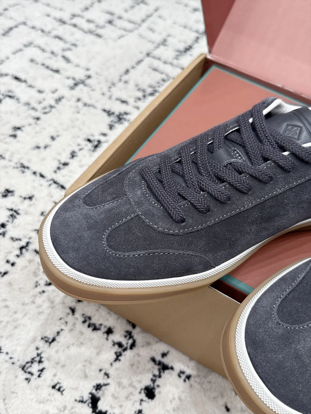 Women's Sneakers LORO PIANA 18133296