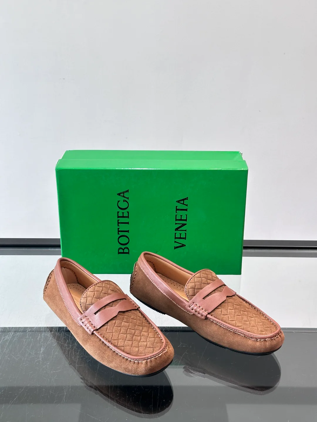 Women's Loafers And Moccasins BOTTEGA VENETA 18102732