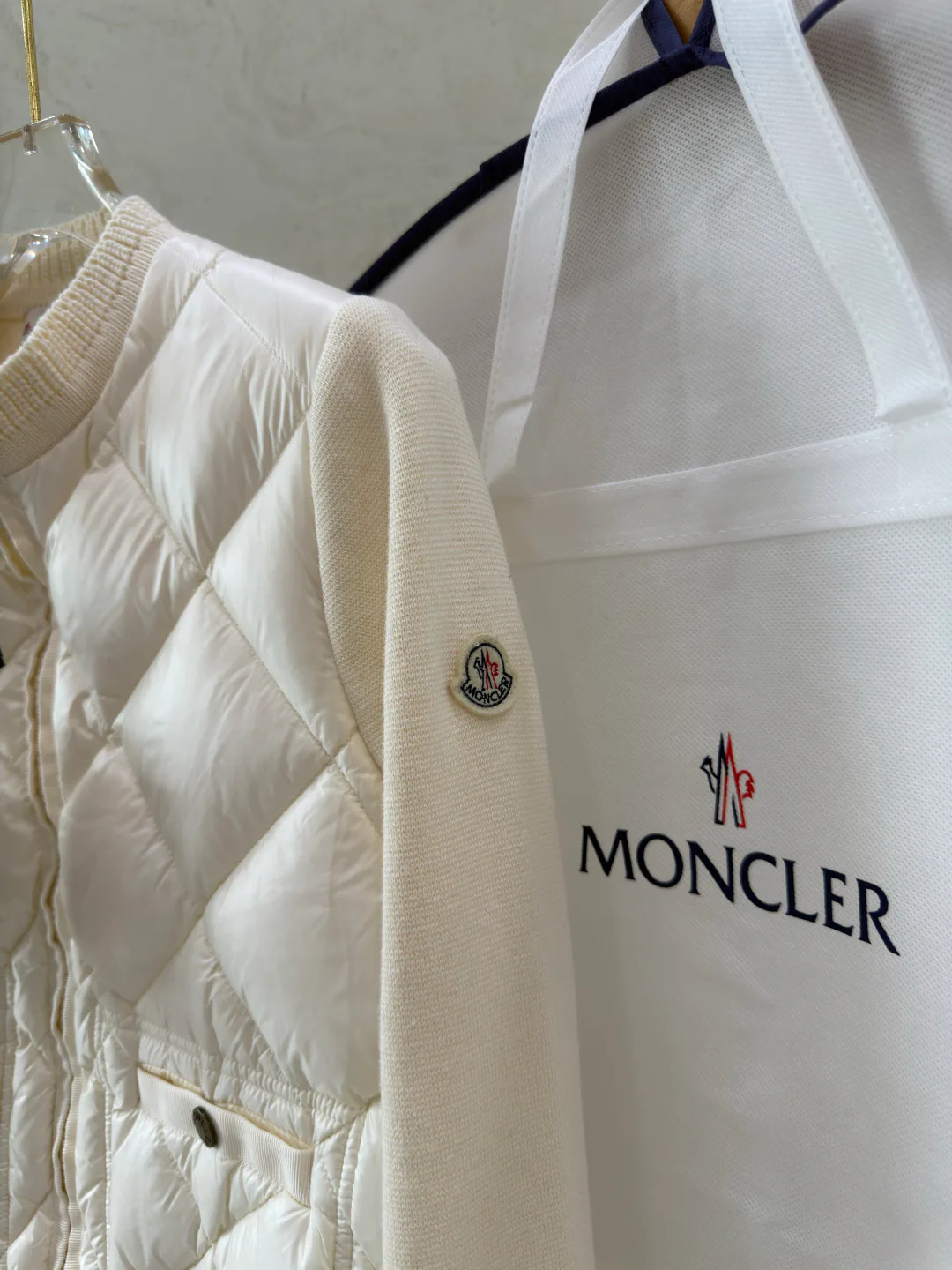 Куртки И Пуховики Мужские Moncler 18683841