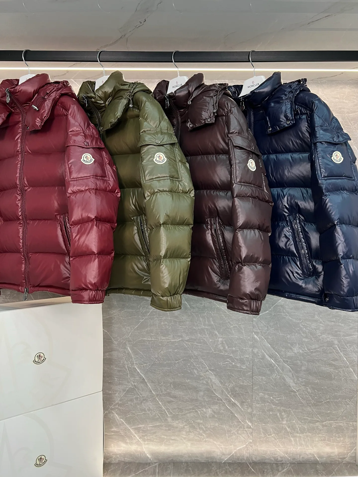 Men's Jackets And Down Jackets MONCLER 18111326