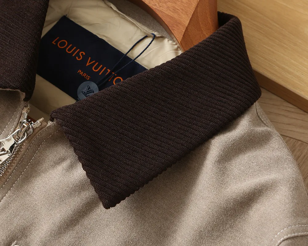 Men's Jackets And Down Jackets LOUIS VUITTON 18109358