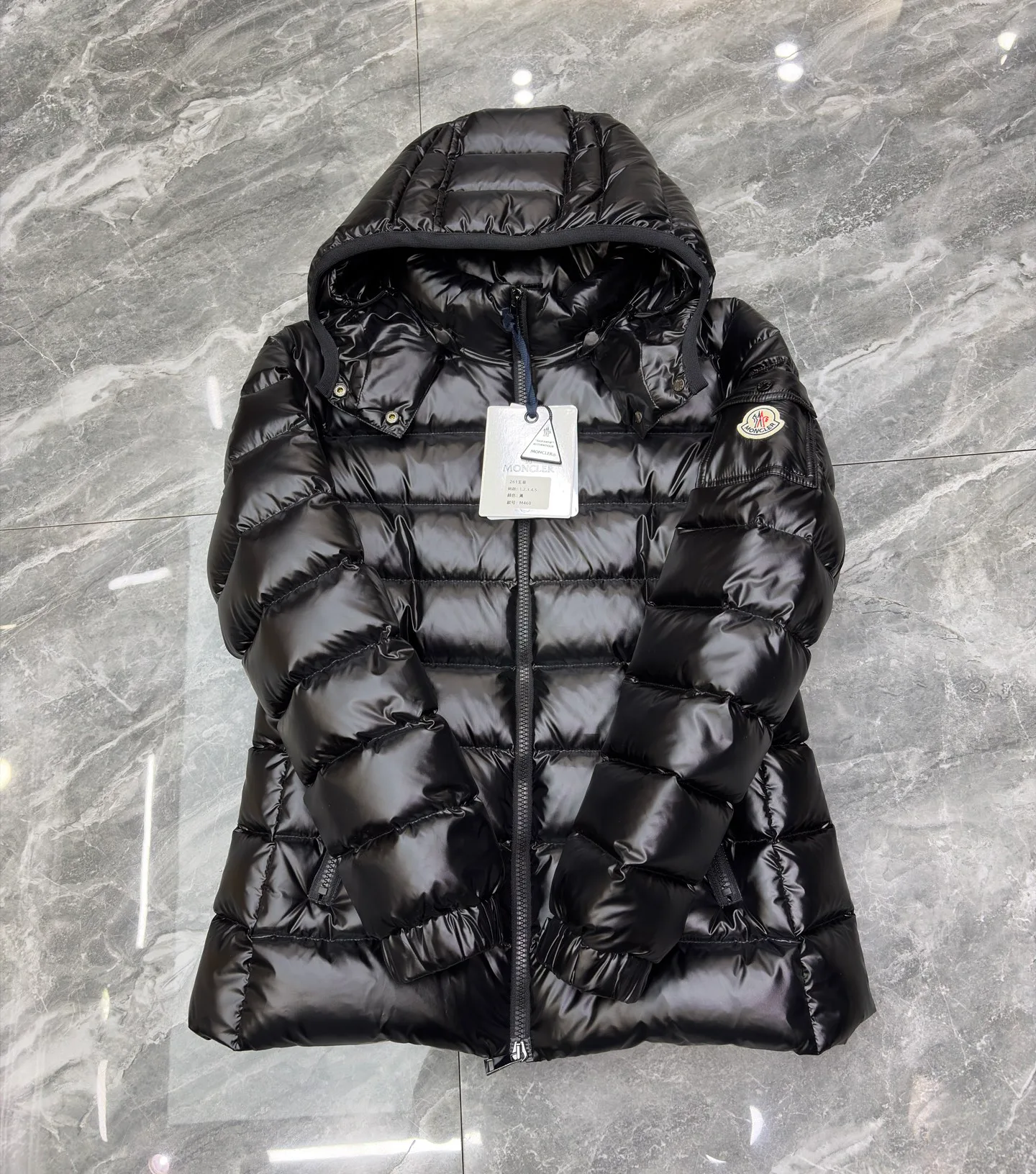 Women's Jackets And Down Jackets MONCLER 17568658