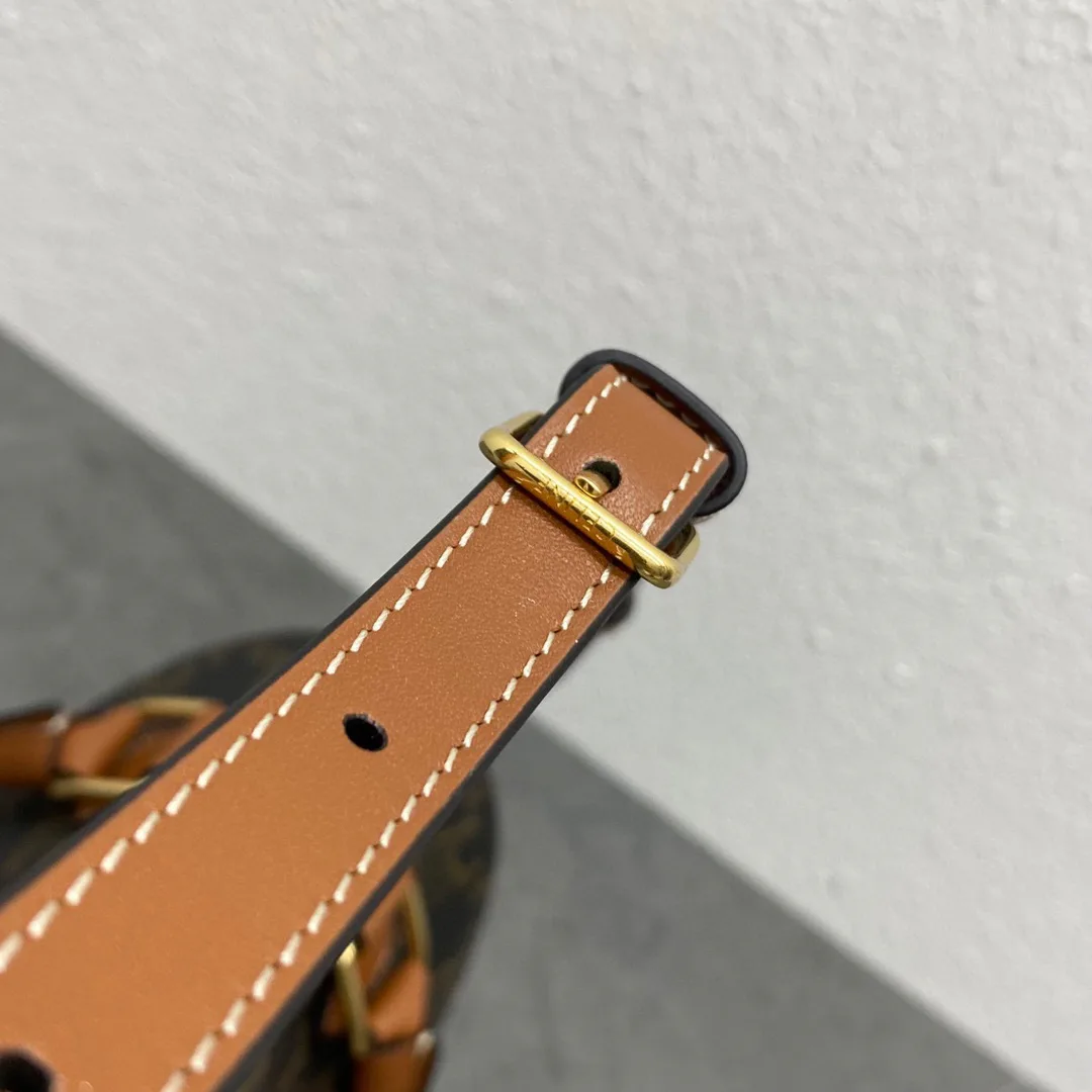 Women's Classic Handbags CELINE 17014495