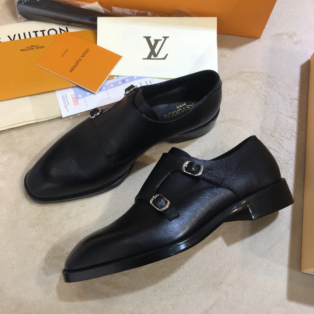 Men's Loafers And Dress Shoes LOUIS VUITTON 17955343