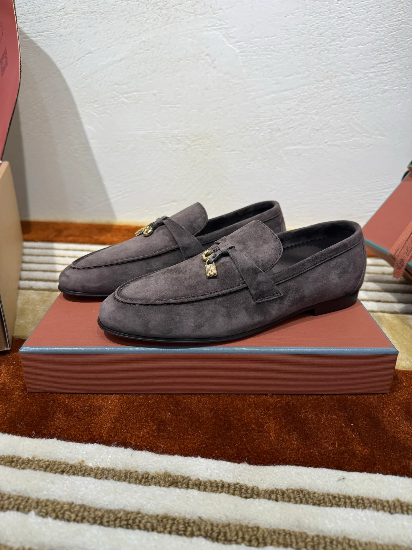 Women's Loafers And Moccasins LORO PIANA 18143200