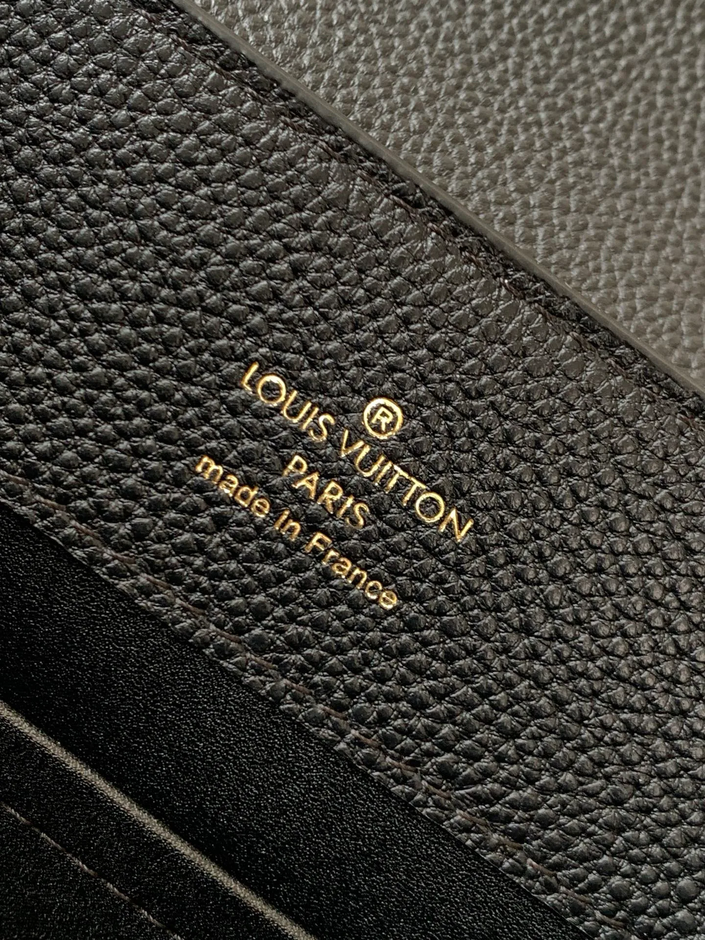 Women's Classic Handbags LOUIS VUITTON 17802979