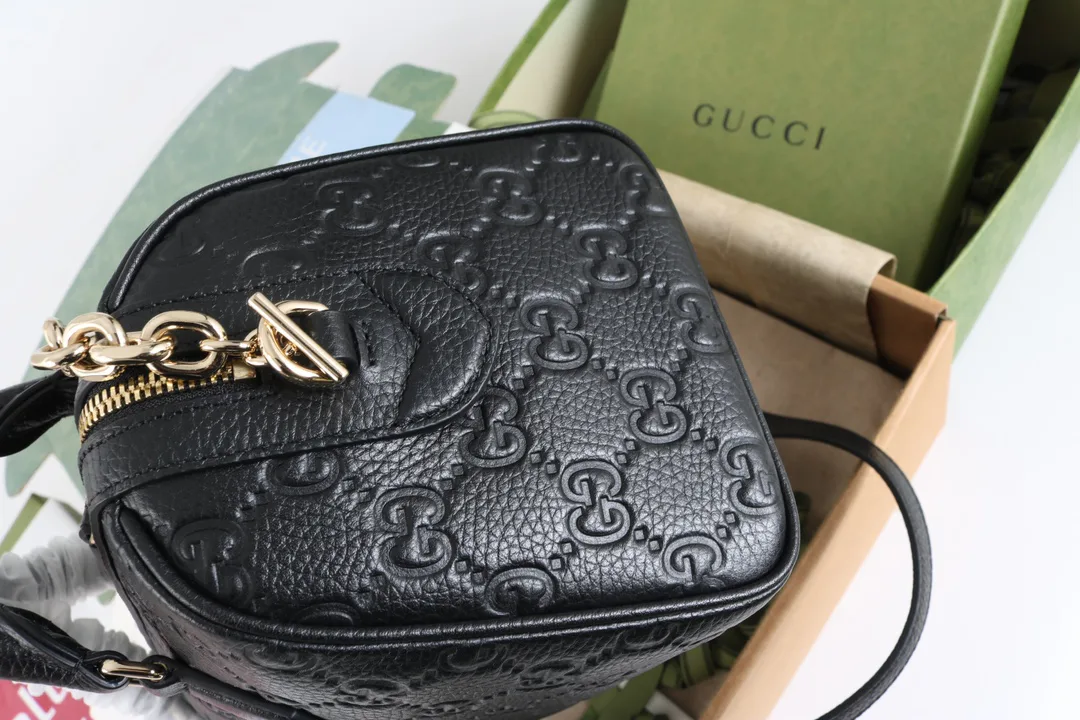 Women's Classic Handbags GUCCI 18065268