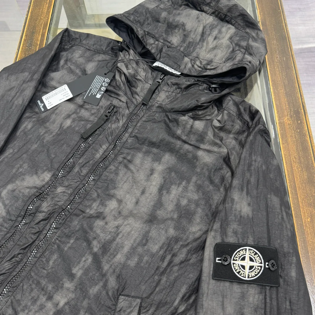 Men's Jackets And Down Jackets STONE ISLAND 18002237