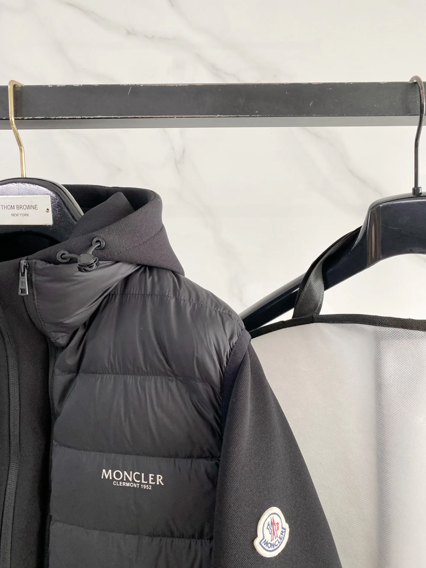 Men's Jackets And Down Jackets MONCLER 18510171