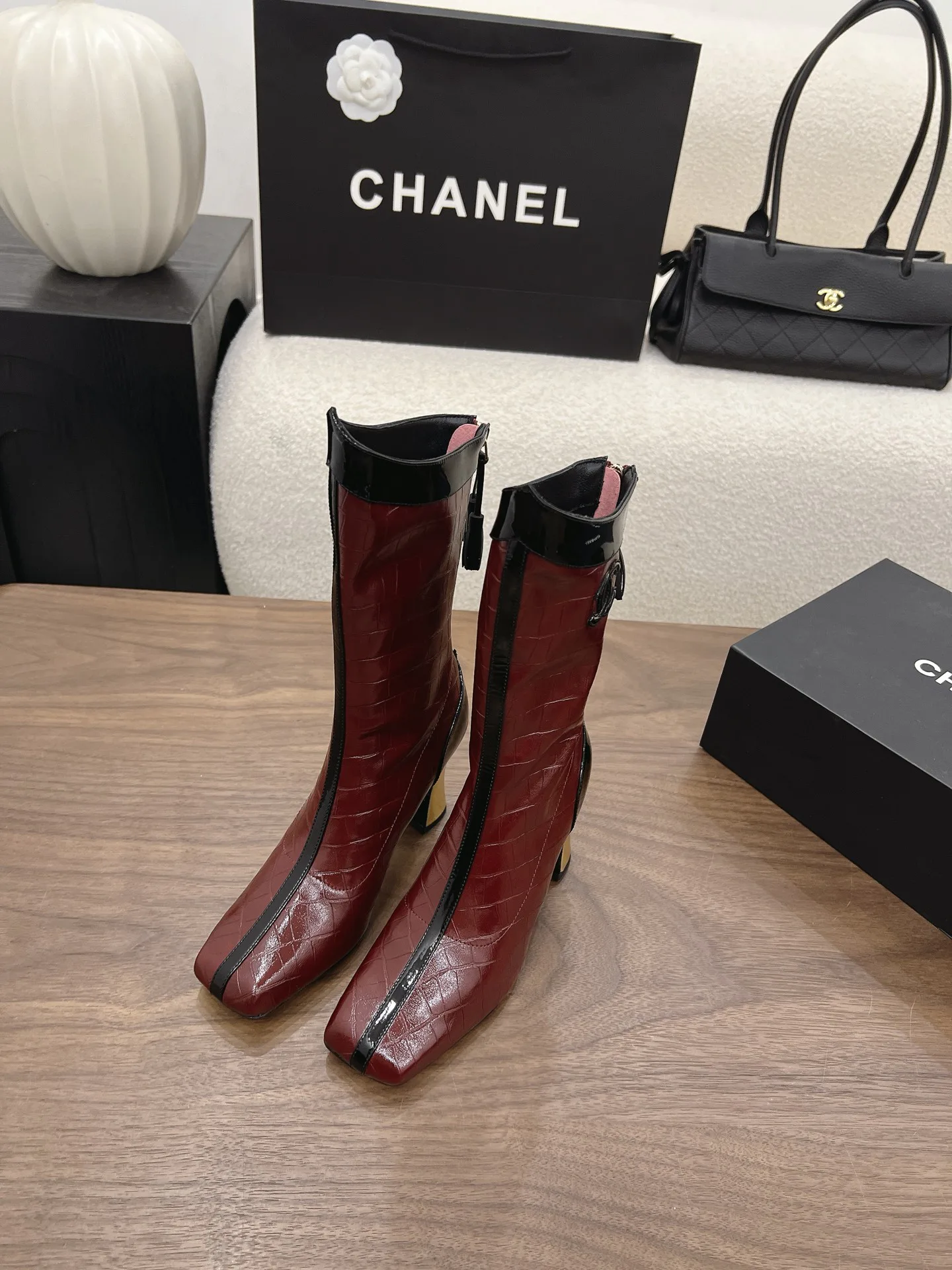 Women's Boots CHANEL 17599945