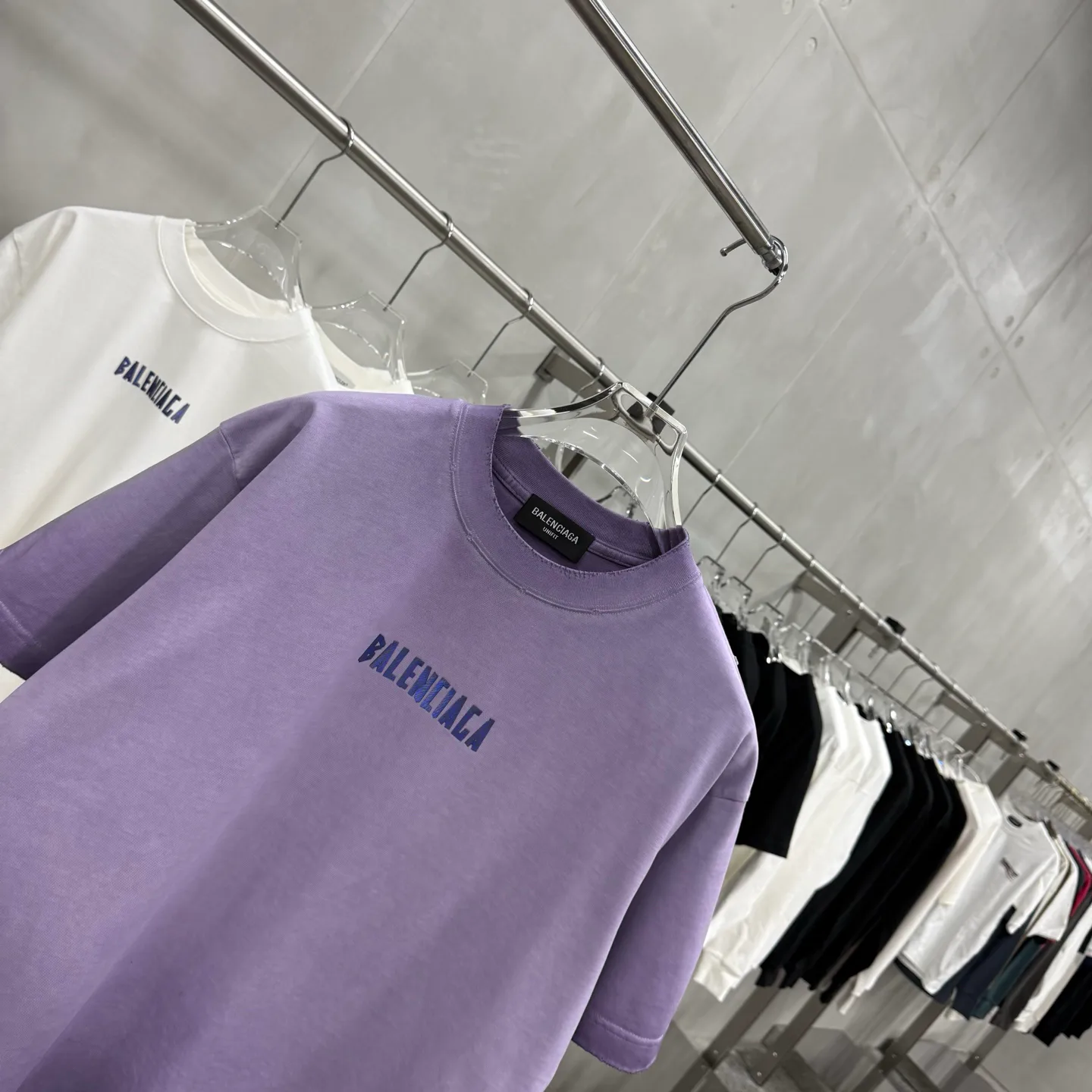 Men's T-Shirts BALENCIAGA 17881217