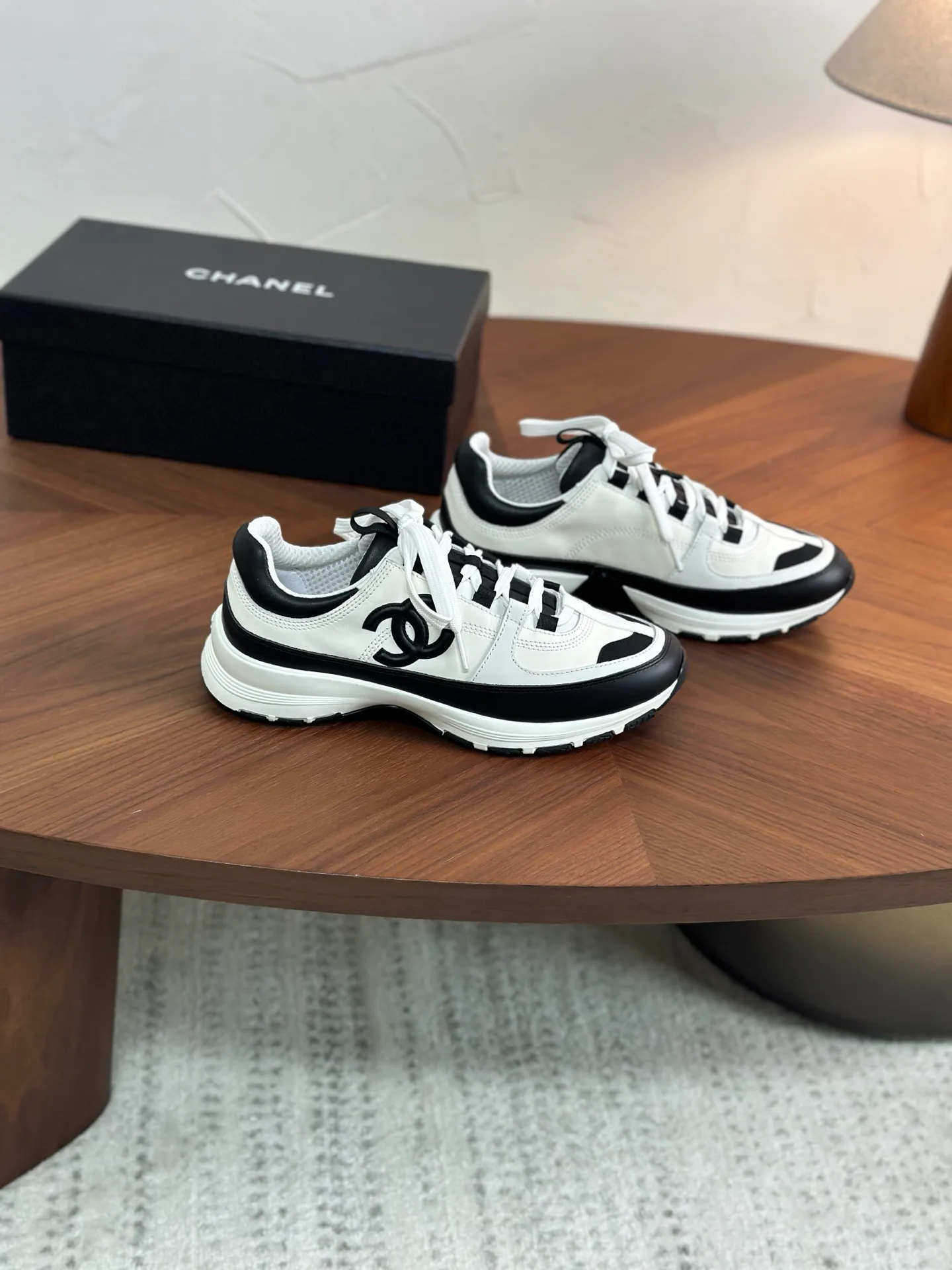Women's Sneakers CHANEL 18329928