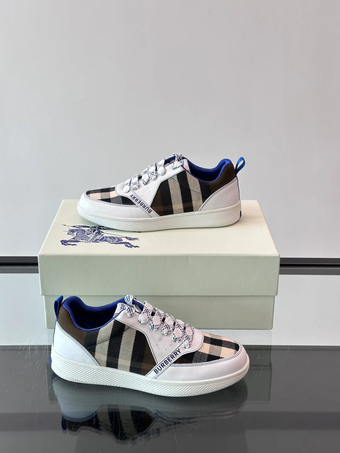 Men's Sneakers BURBERRY 18449434