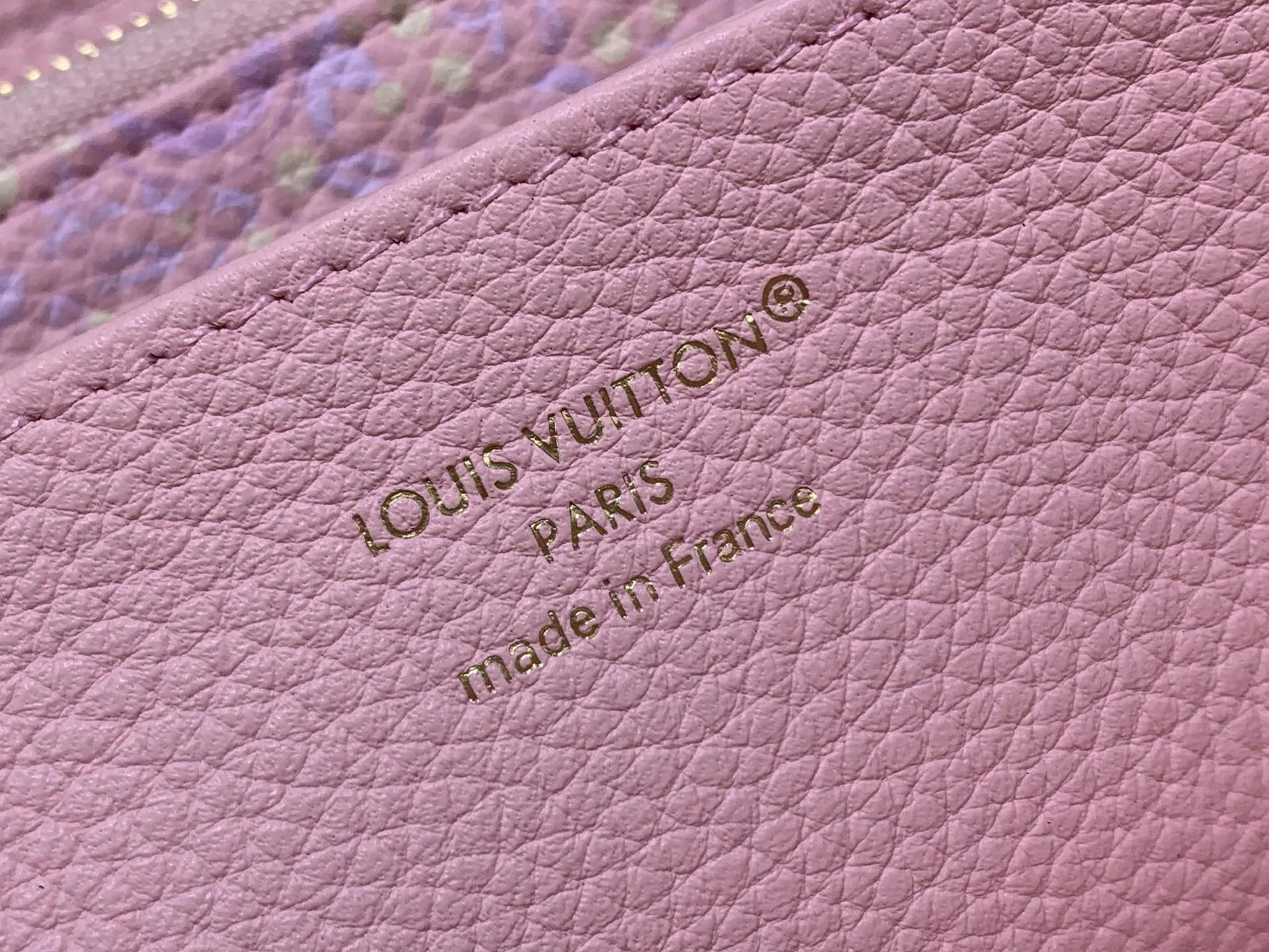 Women's Clutches LOUIS VUITTON 17499379