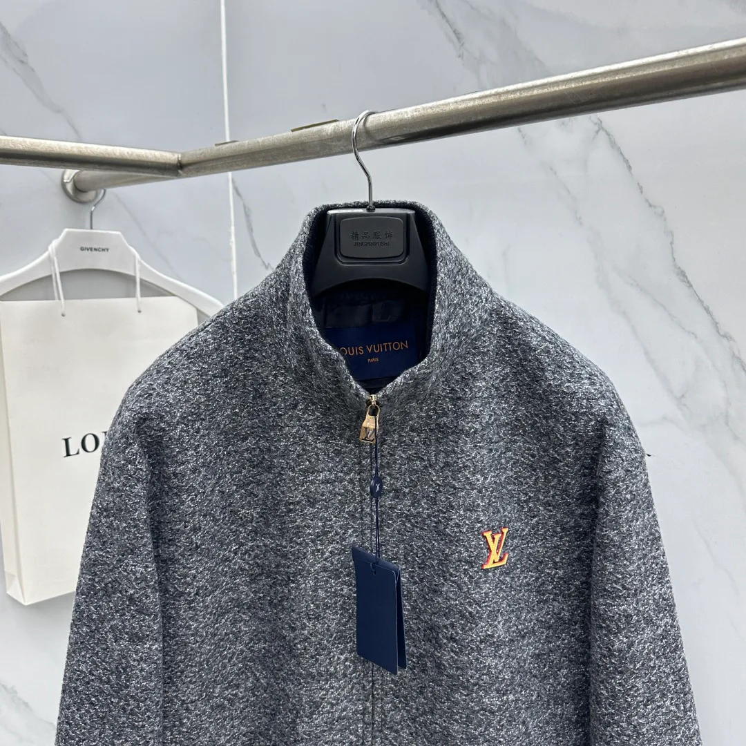 Men's Jackets And Down Jackets LOUIS VUITTON 18246862