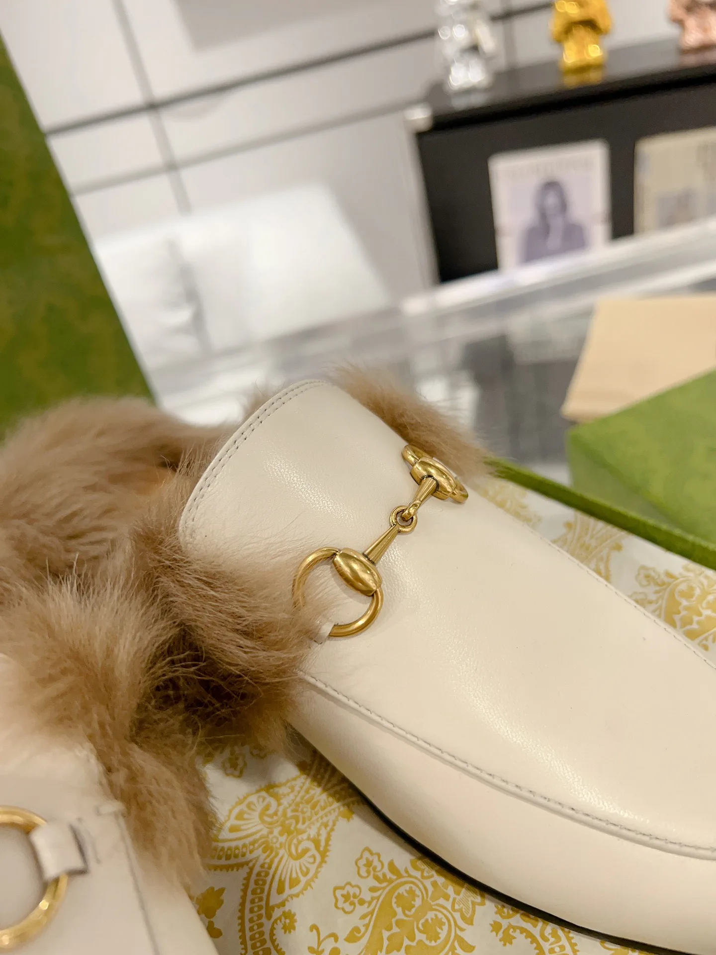 Women's Loafers And Moccasins GUCCI 18414244