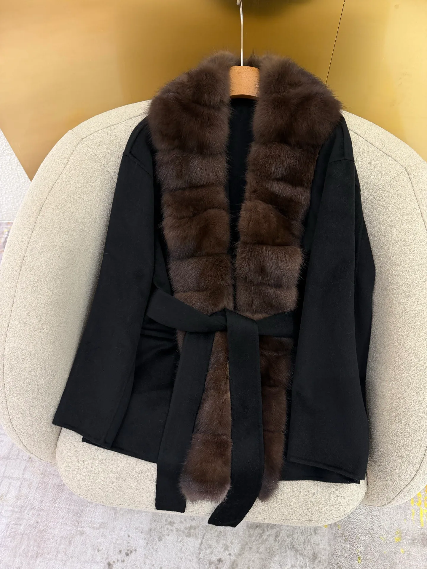 Women's Coats LORO PIANA 18503500