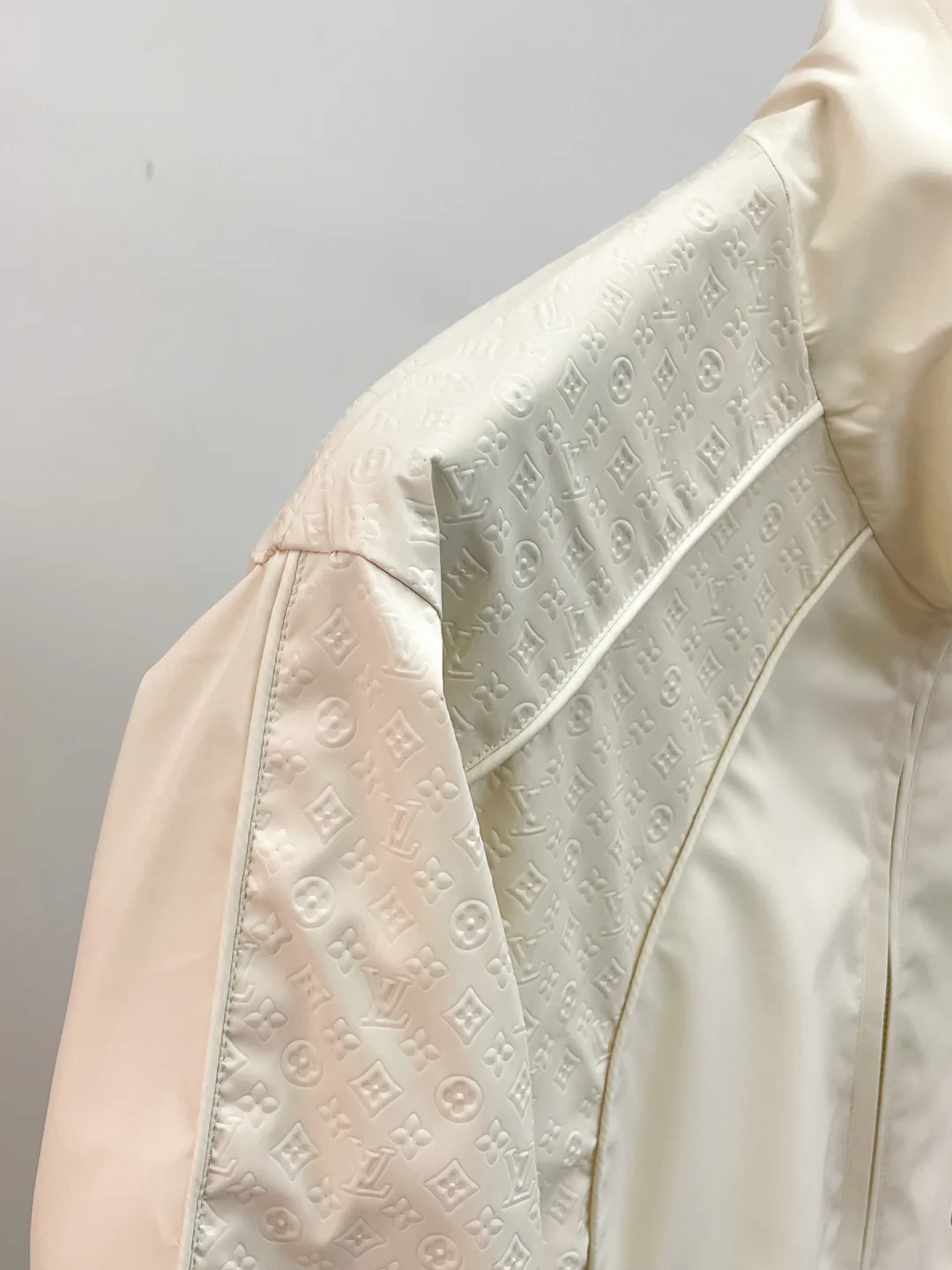 Men's Jackets And Down Jackets LOUIS VUITTON 17966734