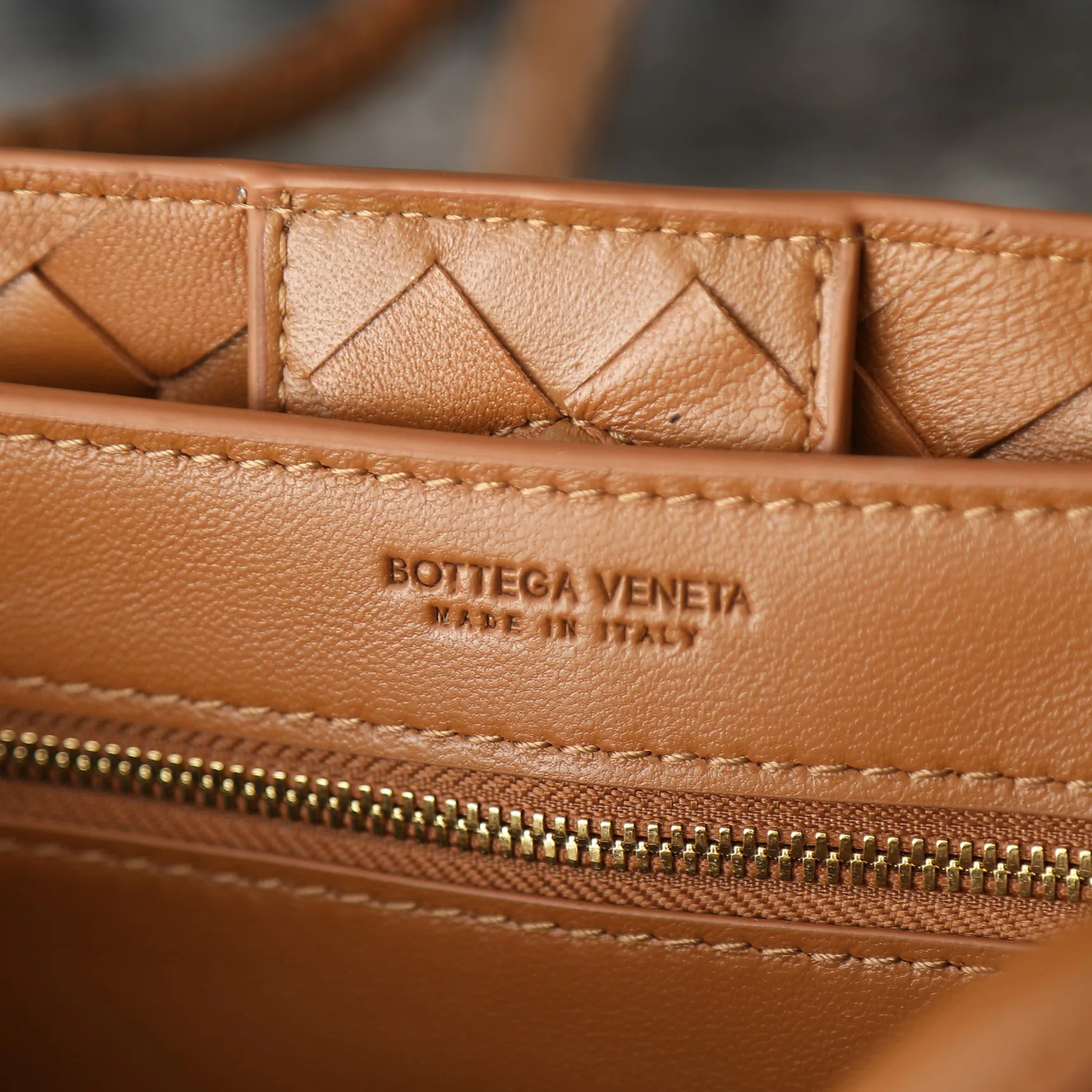 Women's Classic Handbags BOTTEGA VENETA 17844898