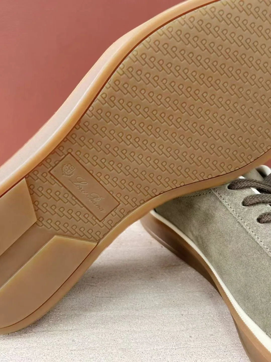 Men's Sneakers LORO PIANA 18382743