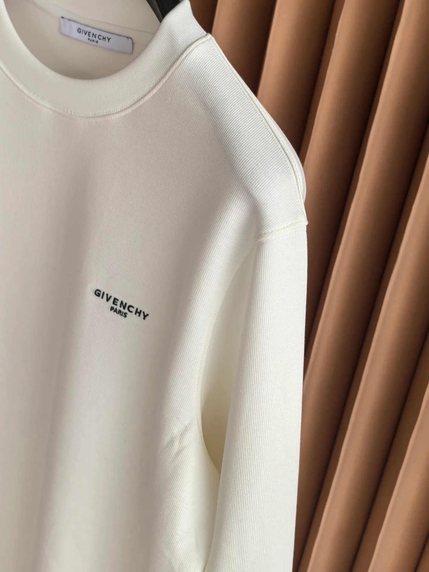 Men's Sweatshirts And Hoodies GIVENCHY 17944211