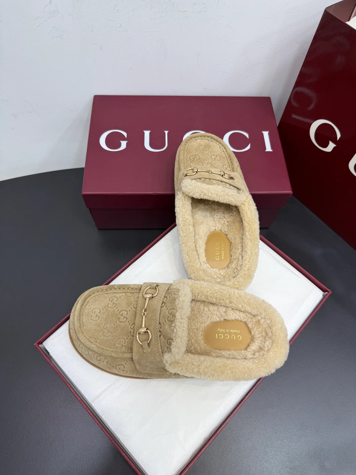 Women's Mules And Clogs GUCCI 18393388