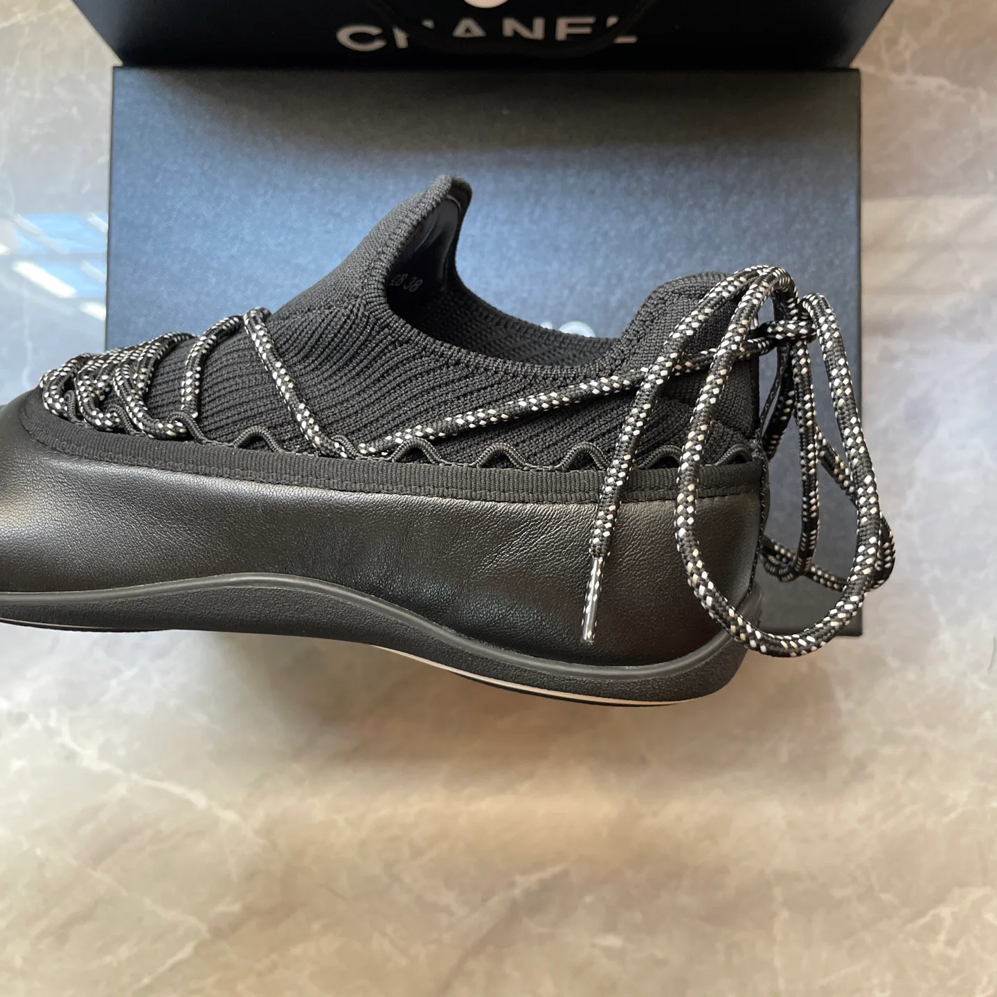 Women's Sneakers CHANEL 17708122