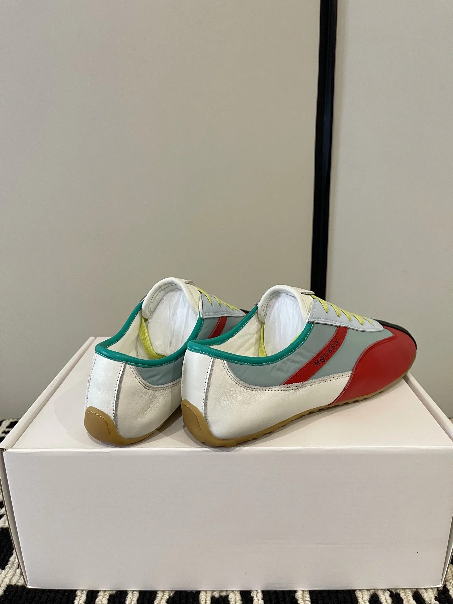 Women's Sneakers ALEXANDER MCQUEEN 18386231