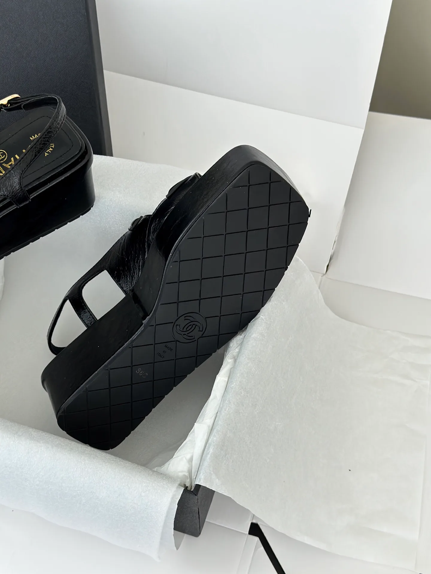 Women's Open-Toe Sandals CHANEL 18143041