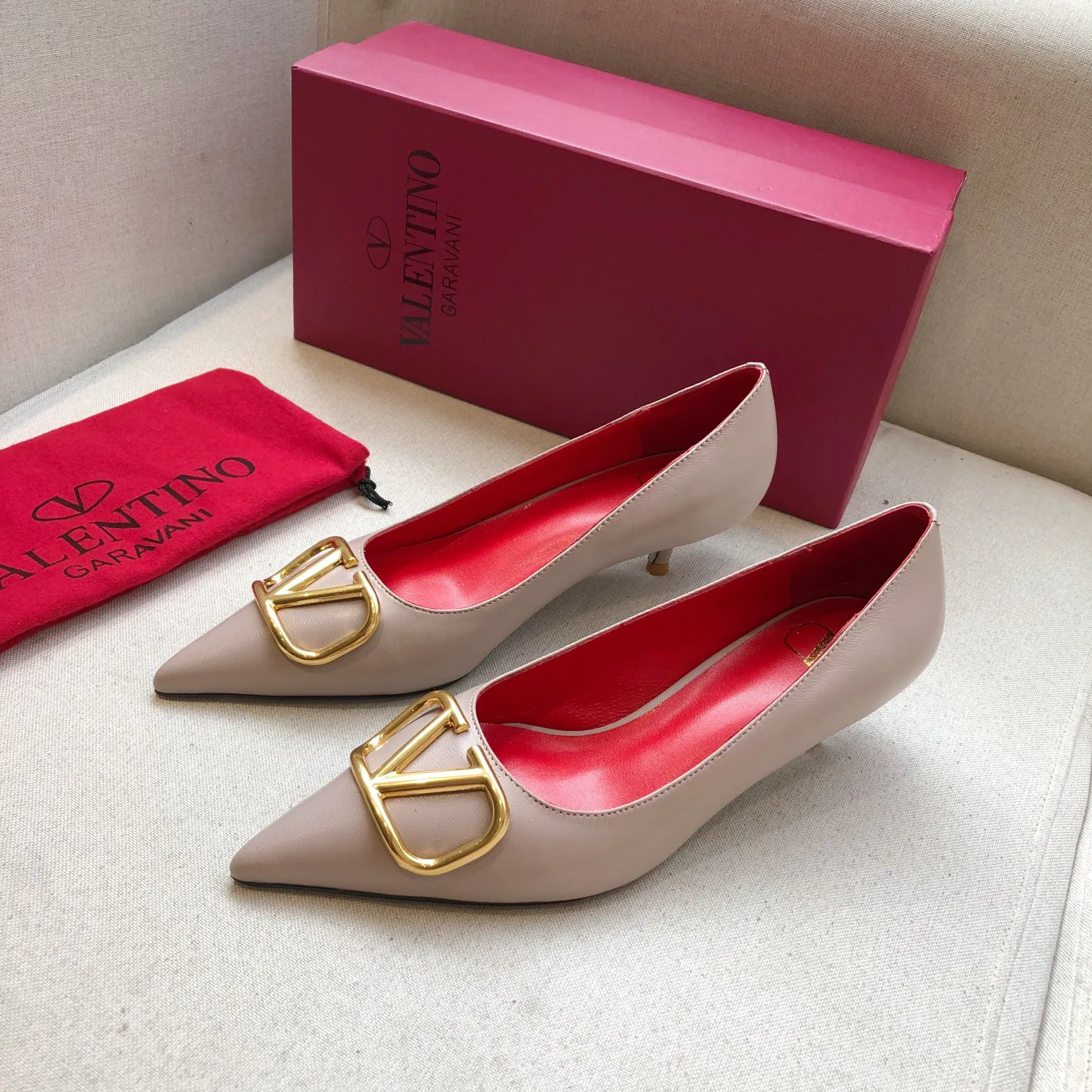 Women's Heels VALENTINO 17956858