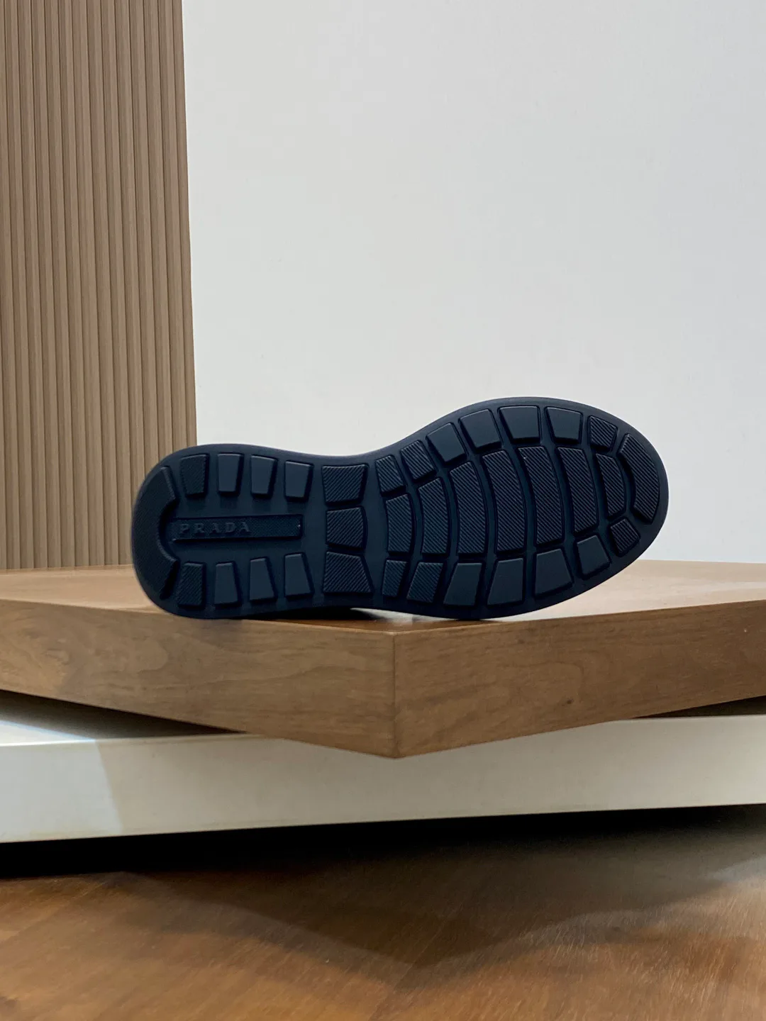 Men's Sneakers PRADA 17809331