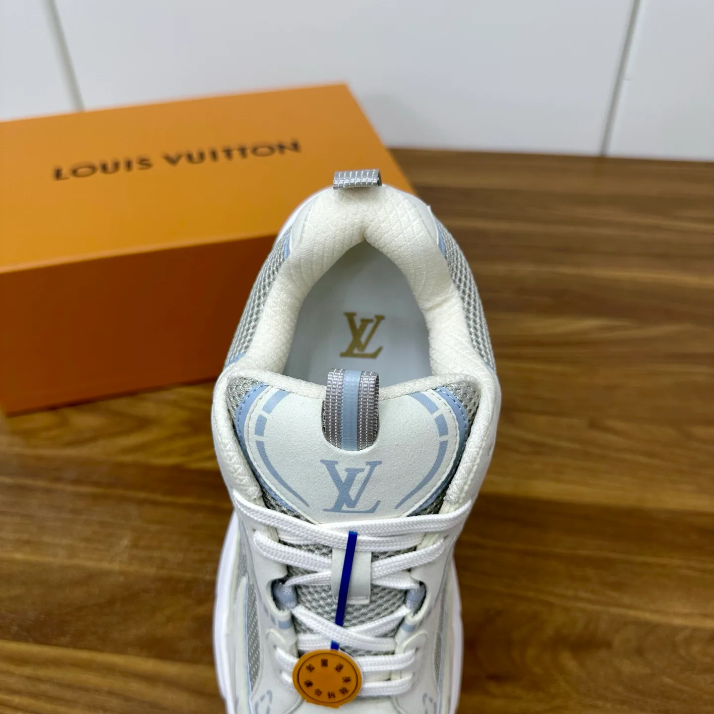 Men's Sneakers LOUIS VUITTON 17477023
