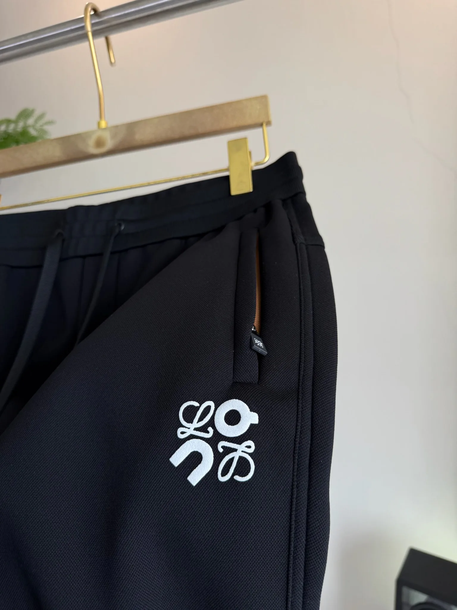 Men's Trousers LOEWE 18084736