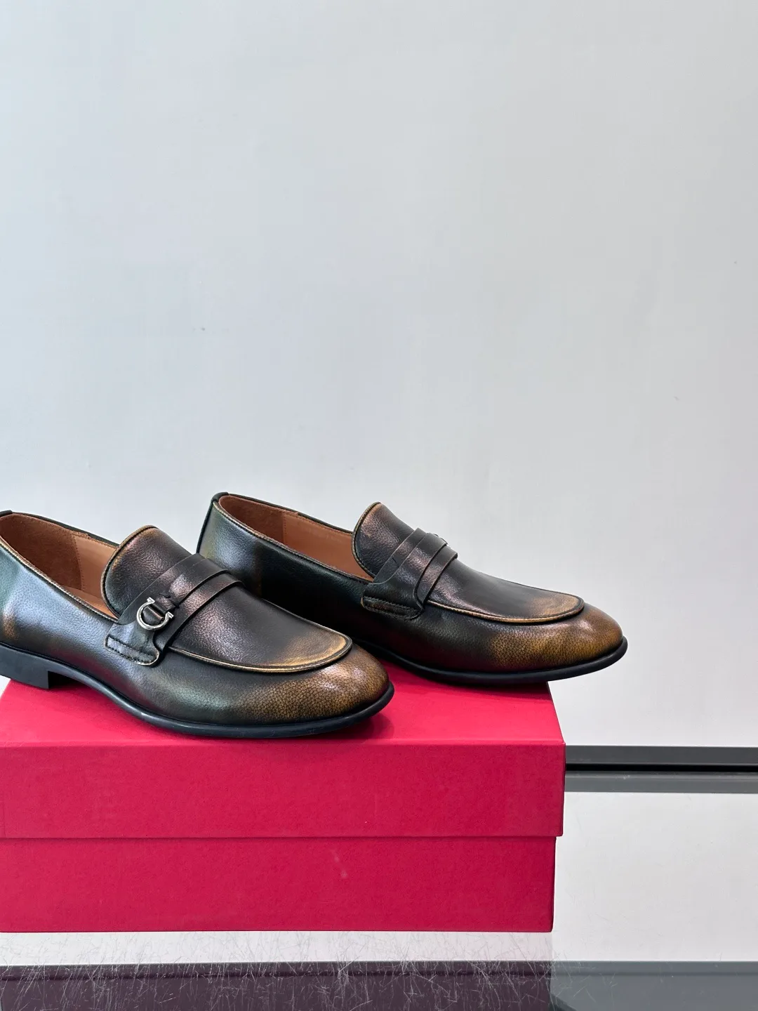 Men's Loafers And Dress Shoes SALVATORE FERRAGAMO 18079439