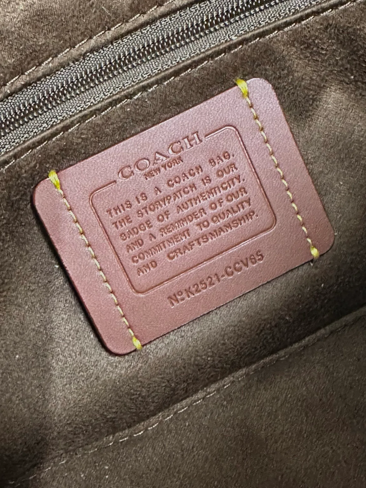 Women's Classic Handbags COACH 17960970