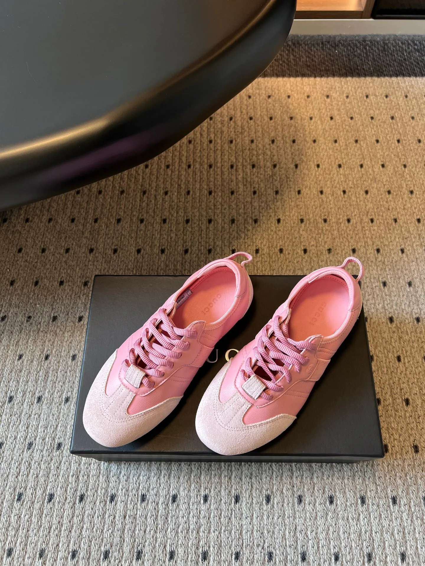 Women's Sneakers GUCCI 17614657