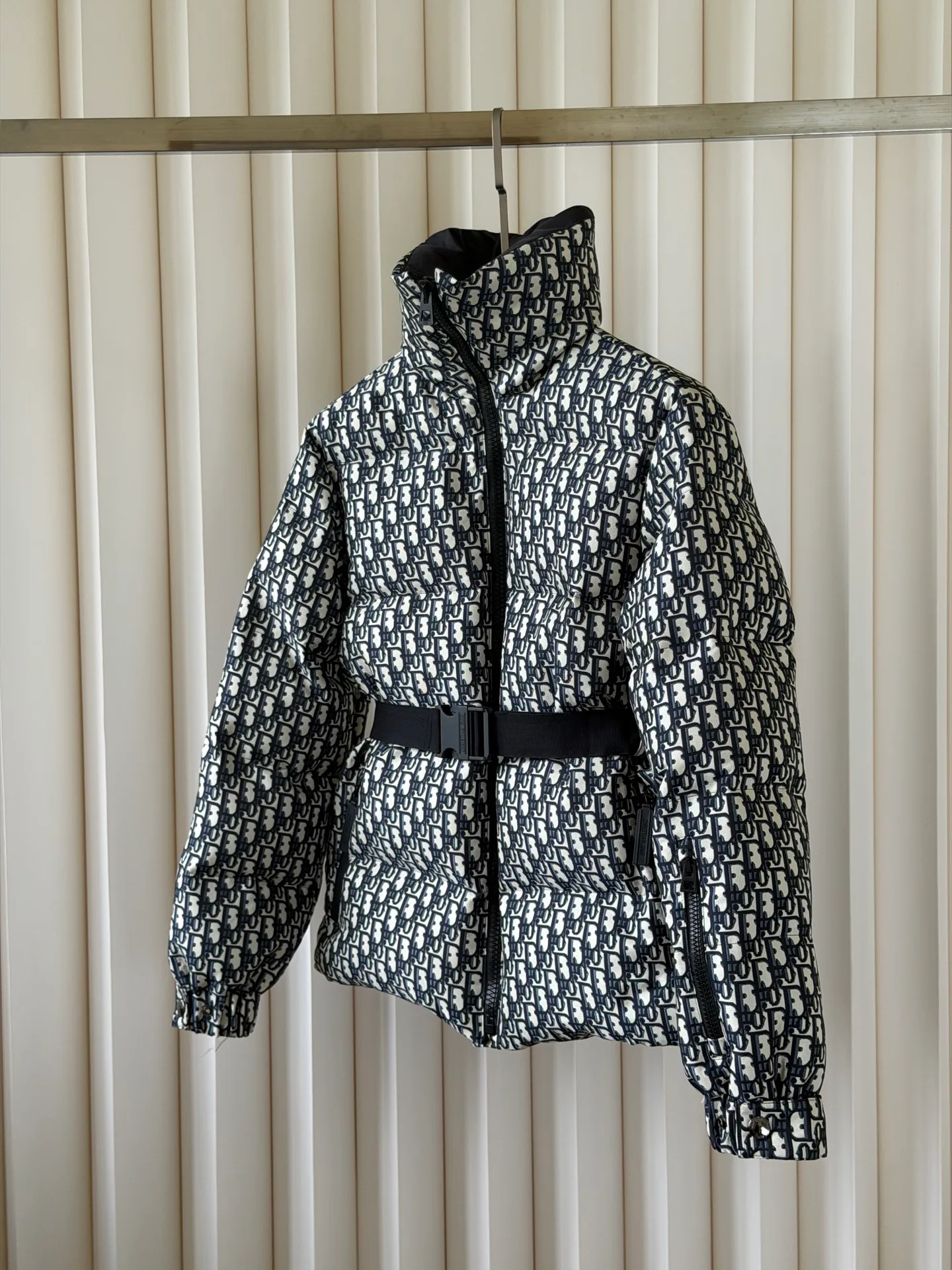 Women's Jackets And Down Jackets CHRISTIAN DIOR 17953380